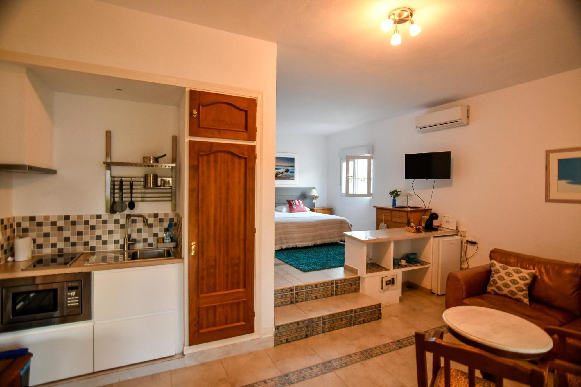 Tottam Art & Healthy Garden Villa Malaga Exterior photo